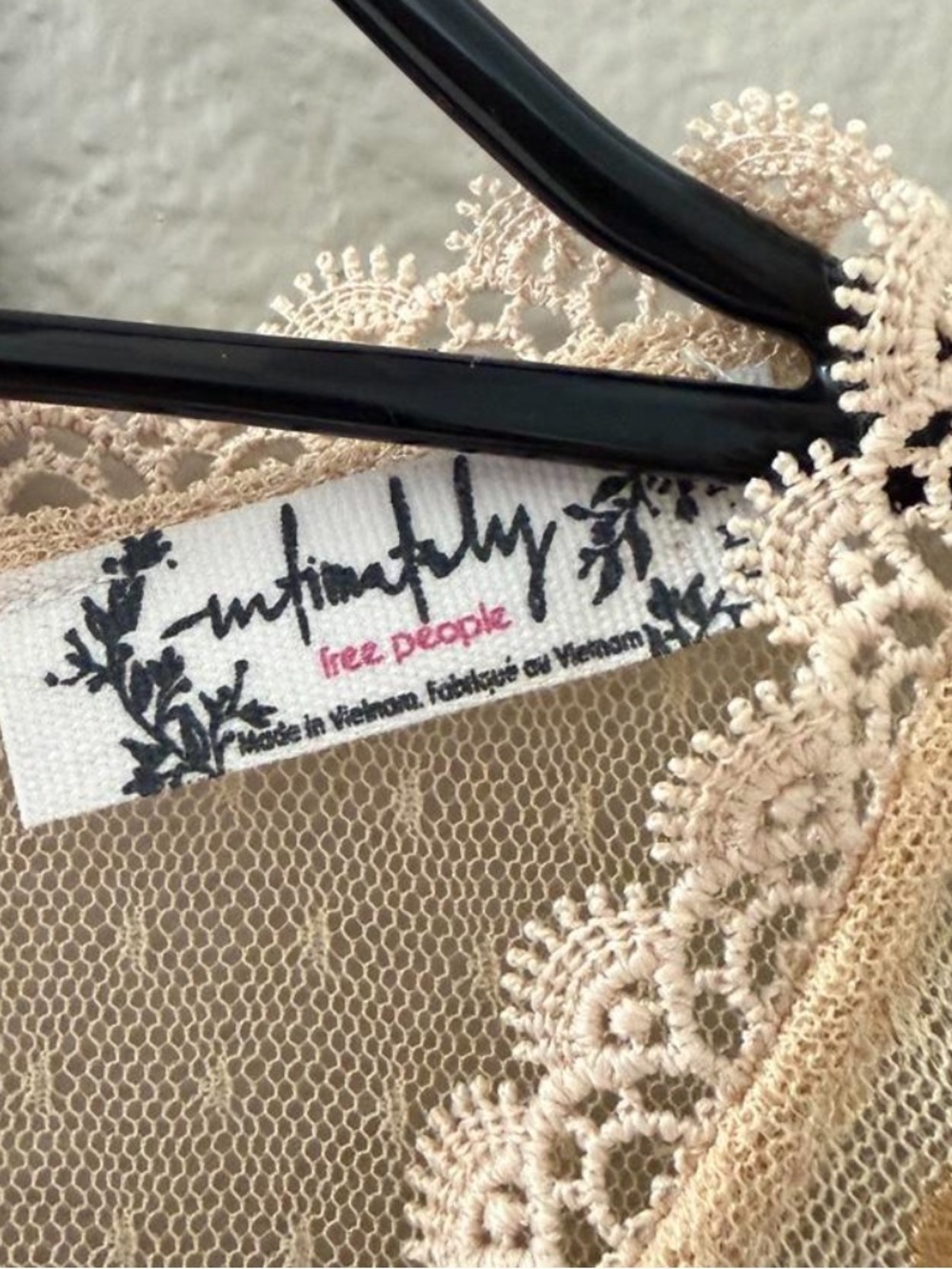 Free People Bisoux Crop Top Lace Embroidered Mesh Boho NWOT Cream M - Picture 5 of 5